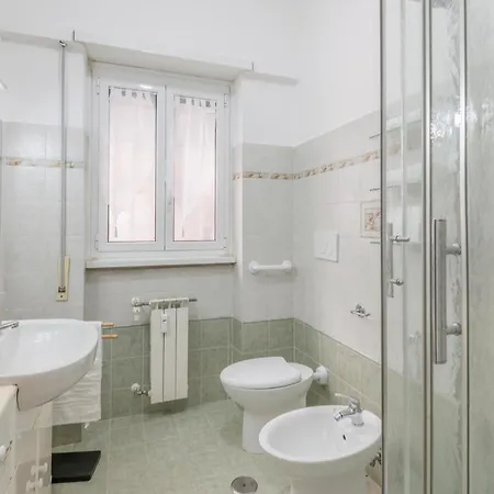 1 Bedroom Pet Friendly In Apartamento Roma
