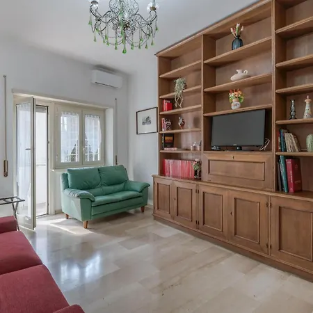 1 Bedroom Pet Friendly In *