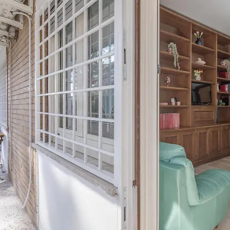 1 Bedroom Pet Friendly In Apartamento Roma