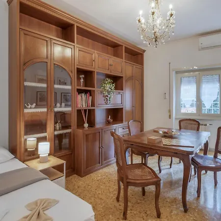 1 Bedroom Pet Friendly In *